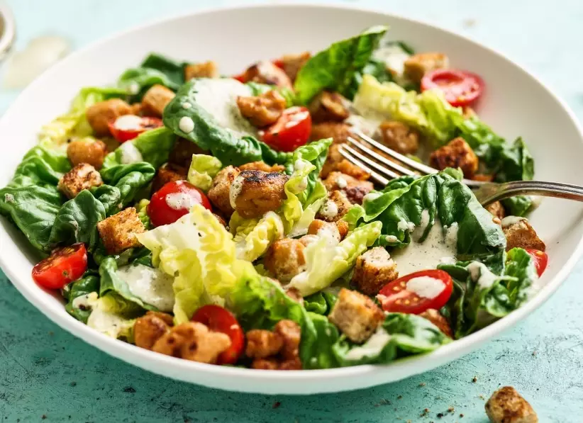 how many calories in caesar salad