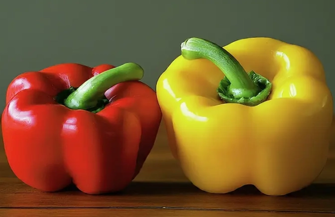when do peppers fruit