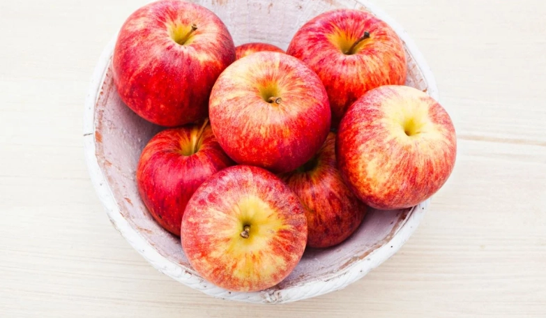 baking with Gala apples