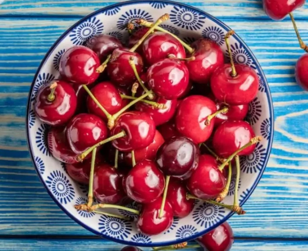 best time to buy cherries