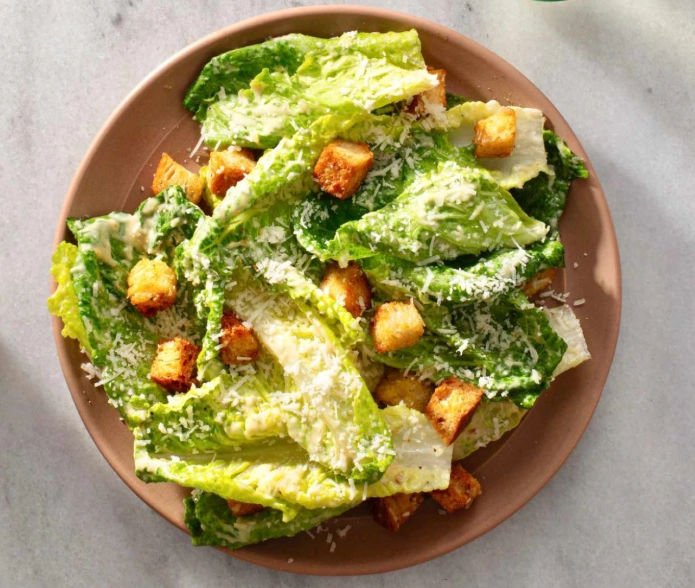 caesar salad calories