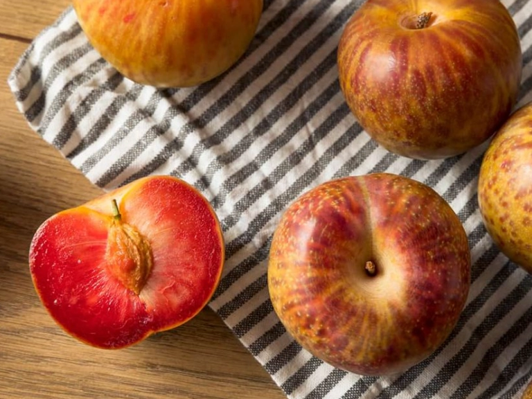 plum health benefits