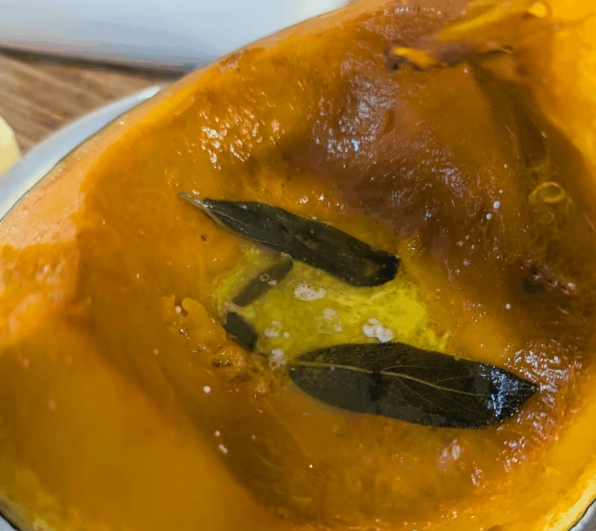 roasted buttercup squash seeds